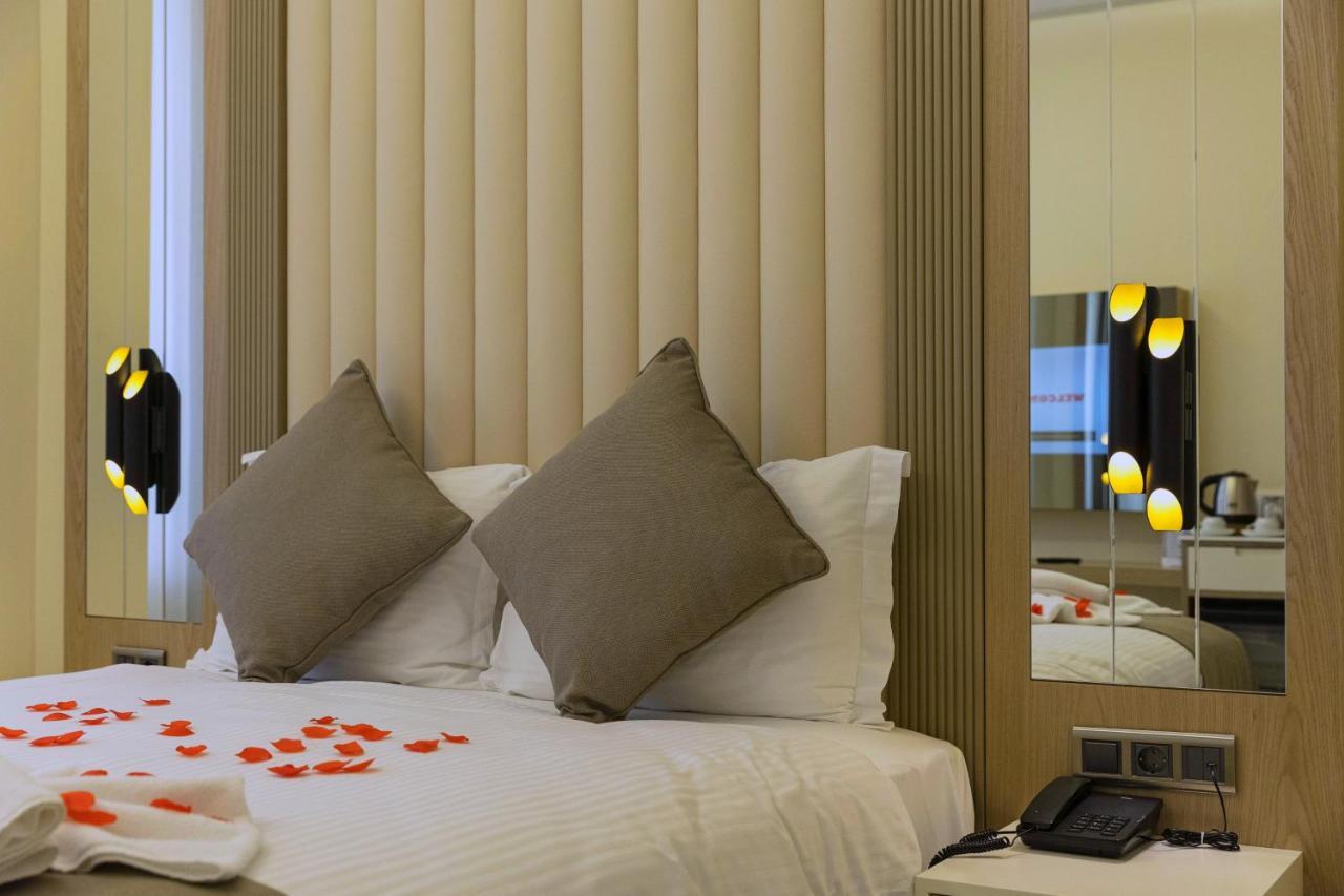 Brako Hotel Istambul Exterior foto